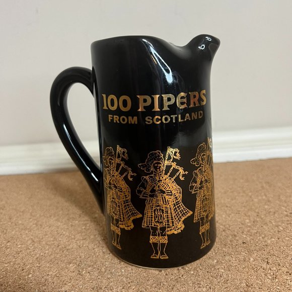 Seagram's Ceramic Advertisement Pitcher 100 Pipers From Scotland - Picture 3 of 6